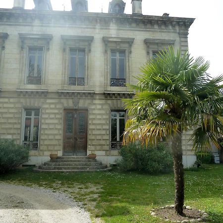 Les Palmiers Panzió Mauves Kültér fotó