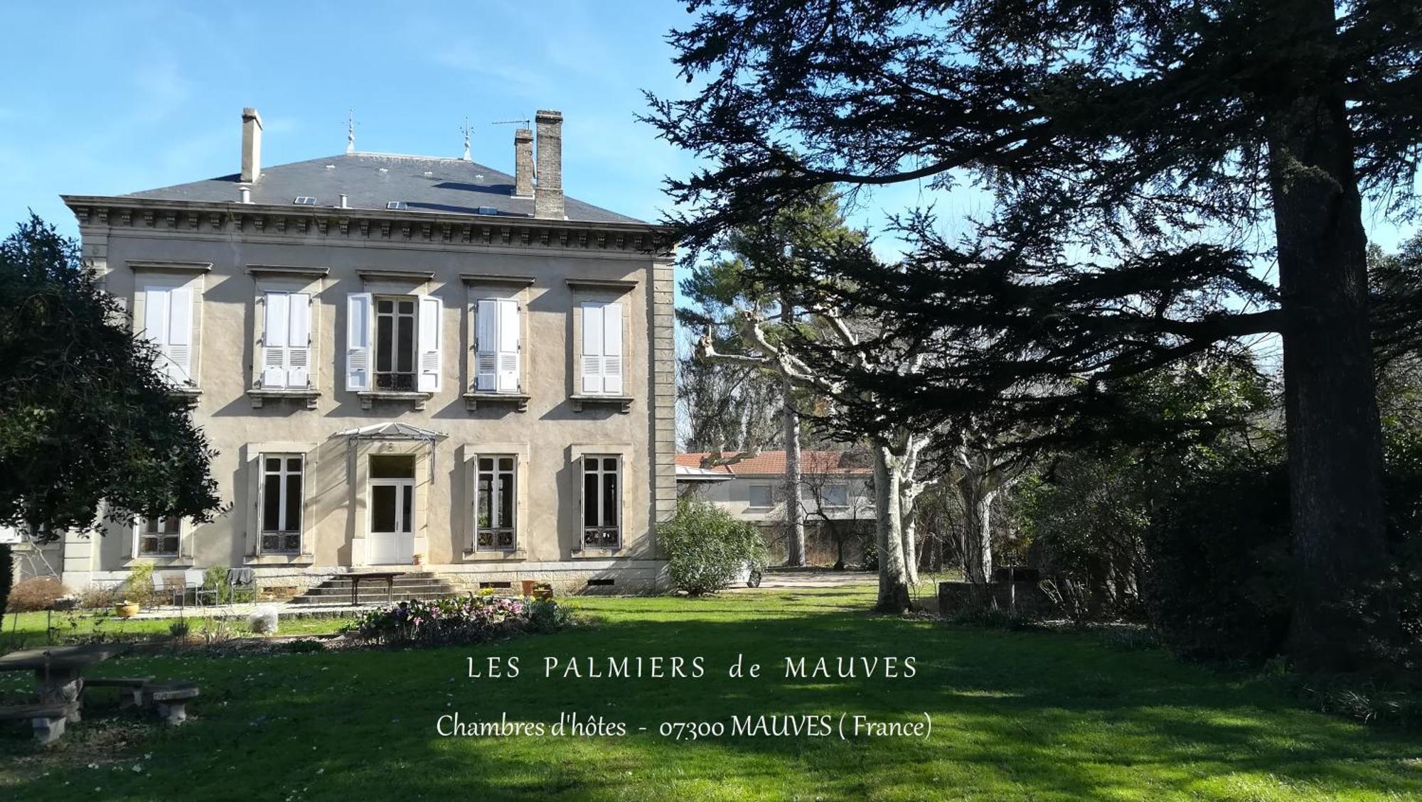 Les Palmiers Panzió Mauves Kültér fotó